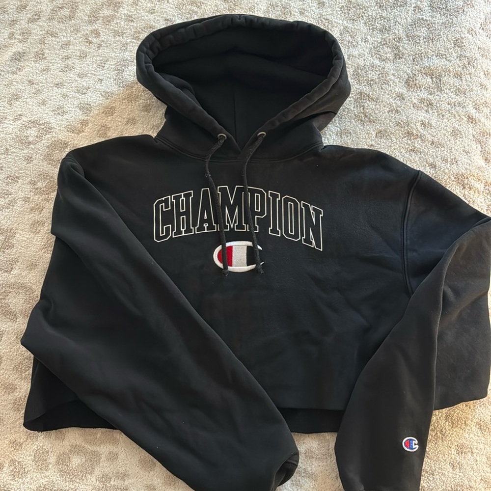 Cropped hoodie
